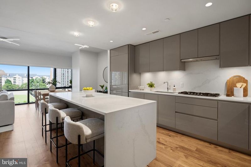 1781 N Pierce St #501, Arlington, VA 22209