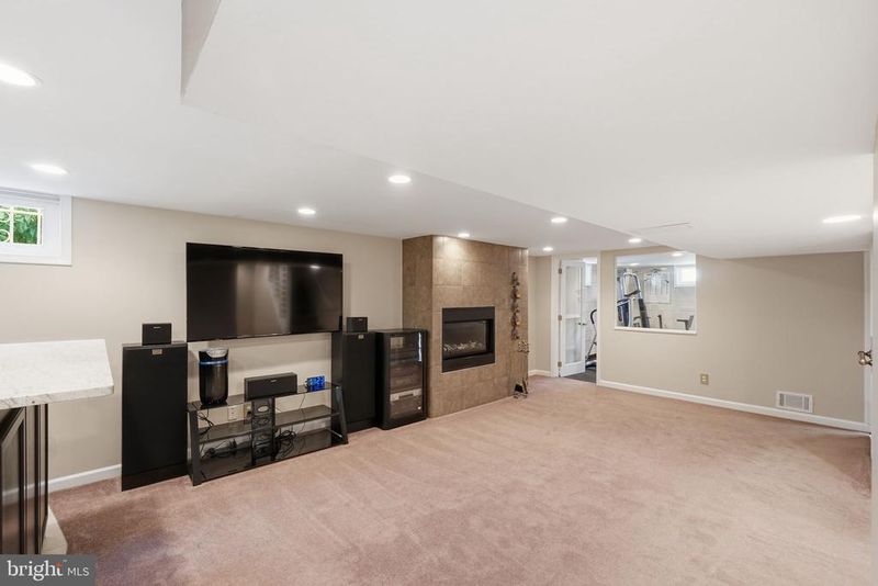 10713 Gregory St, Silver Spring, MD 20901