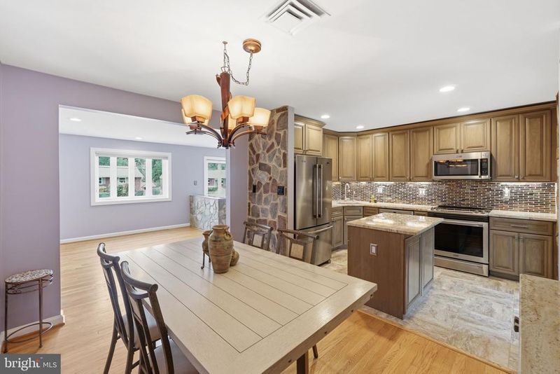 10713 Gregory St, Silver Spring, MD 20901