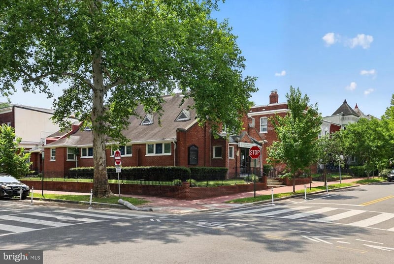 653 11th St NE, Washington, DC 20002
