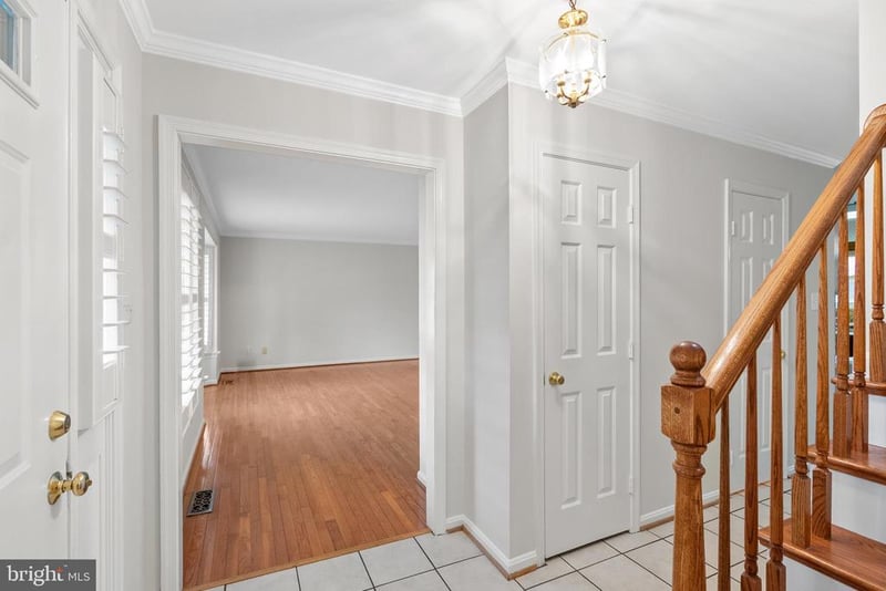 3507 Stringfellow Ct, Fairfax, VA 22033