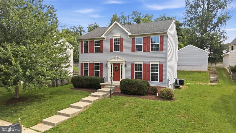 20 Tilgham Pl, Lovettsville, VA 20180