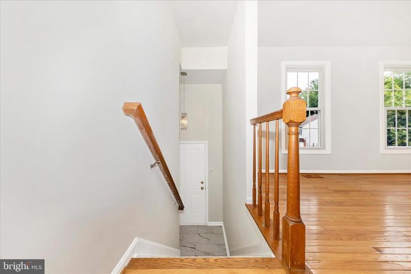 176 Stoneybrook Ct, Frederick, MD 21702