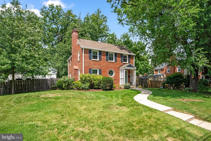 1709 White Oak Dr, Silver Spring, MD 20910