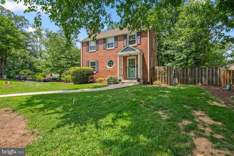 1709 White Oak Dr, Silver Spring, MD 20910