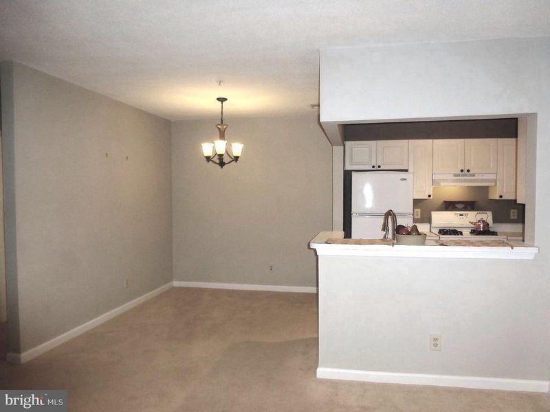 20311 Beechwood Ter #200, Ashburn, VA 20147
