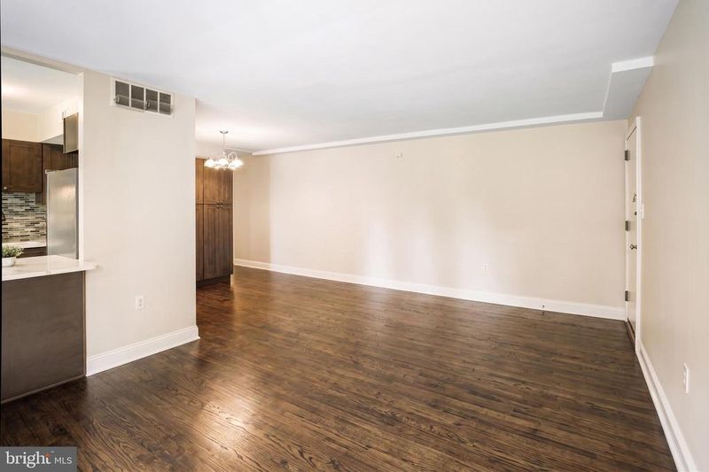 9495 Fairfax Blvd #103, Fairfax, VA 22031