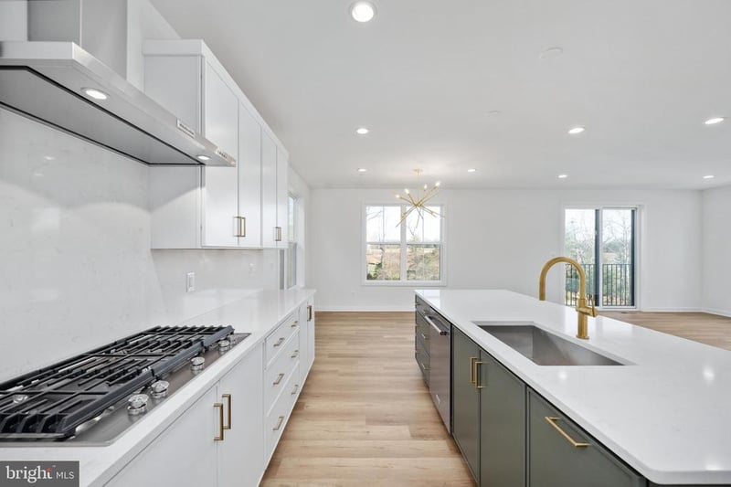 23206 Parkside Village Cir, Aldie, VA 20105