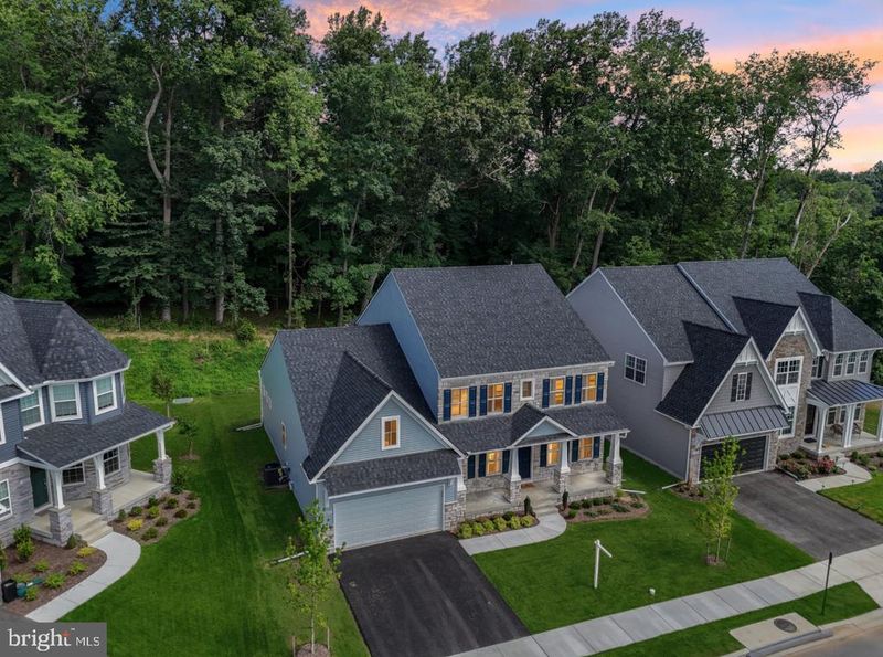 1823 Colt Ln, Frederick, MD 21702