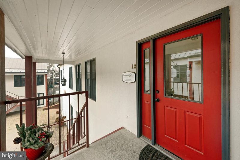 107 W Federal St #13, Middleburg, VA 20117