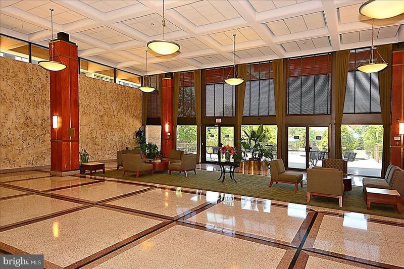5501 Seminary Rd #106S, Falls Church, VA 22041