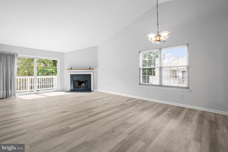 2839 Yarling Ct, Falls Church, VA 22042