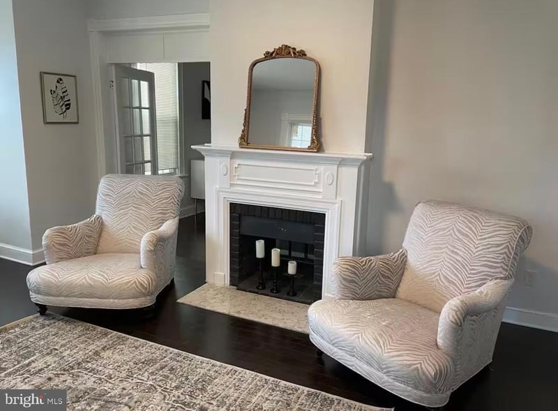 4201 East West Hw, Hyattsville, MD 20782
