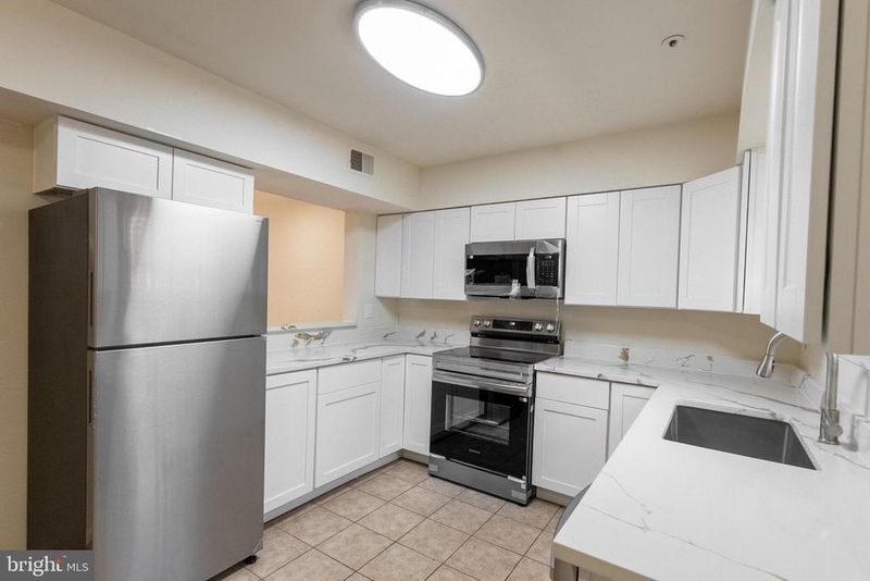 1739 Countrywood Ct, Landover, MD 20785