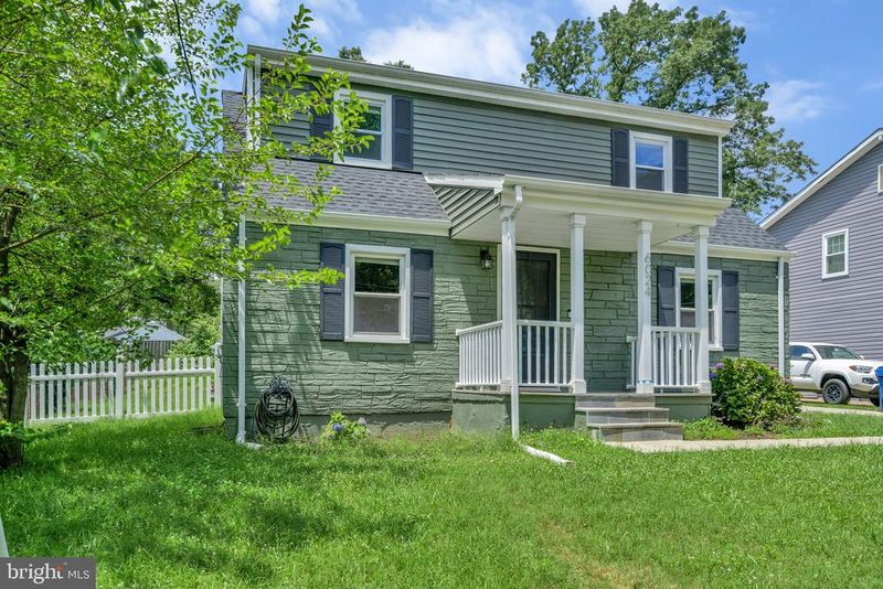 6024 Rixey Dr, Alexandria, VA 22303