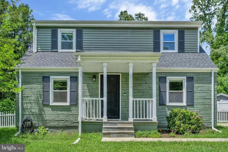 6024 Rixey Dr, Alexandria, VA 22303