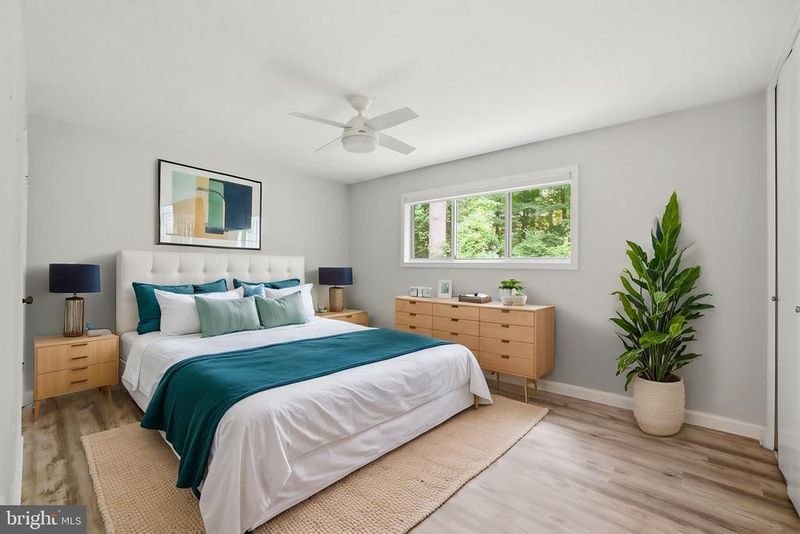 10607 Kenilworth Ave #K-202, Bethesda, MD 20814