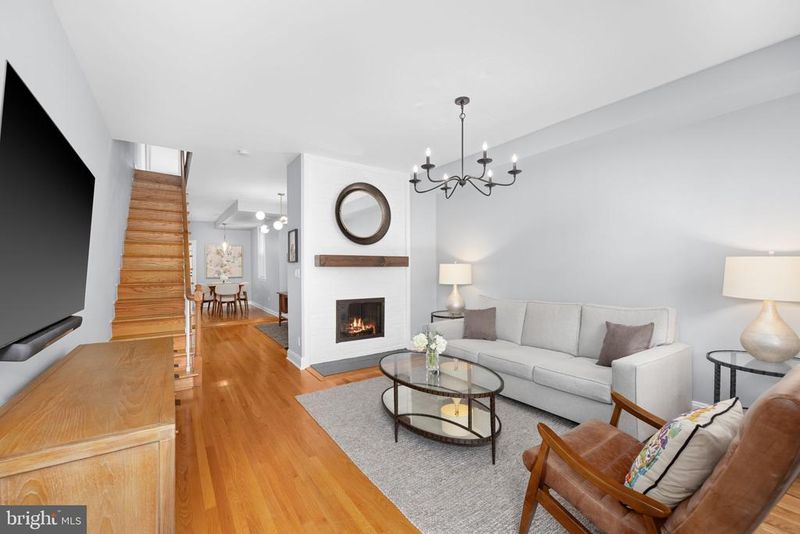1005 Oronoco St, Alexandria, VA 22314