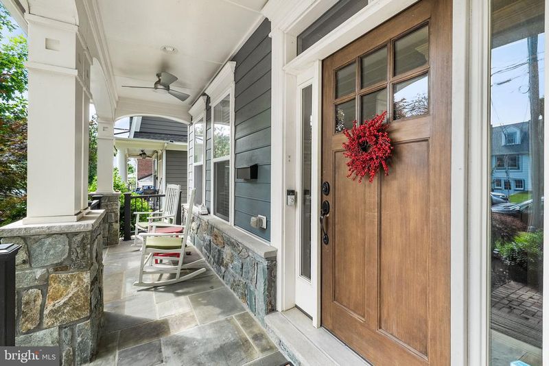 1203B Lincoln Ave, Falls Church, VA 22046
