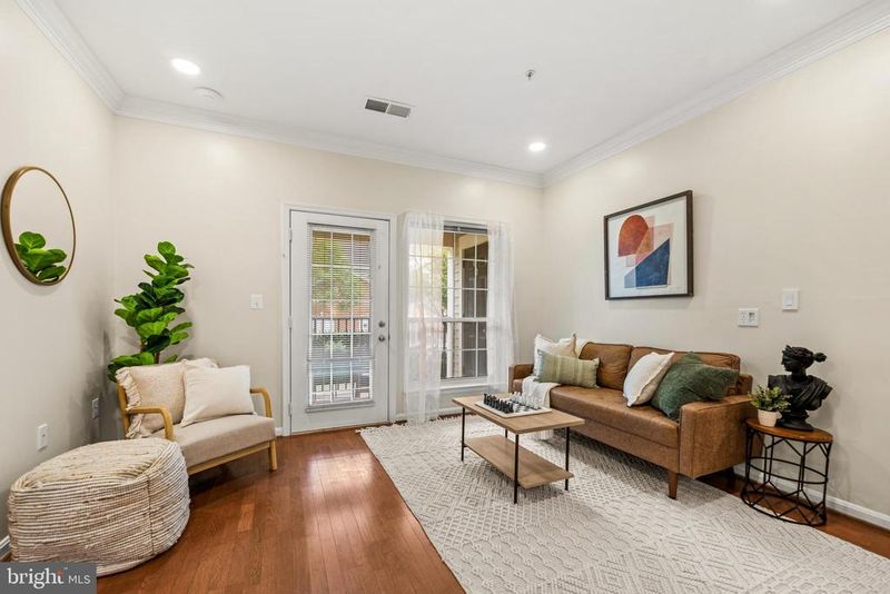 4854 Eisenhower Ave #157, Alexandria, VA 22304