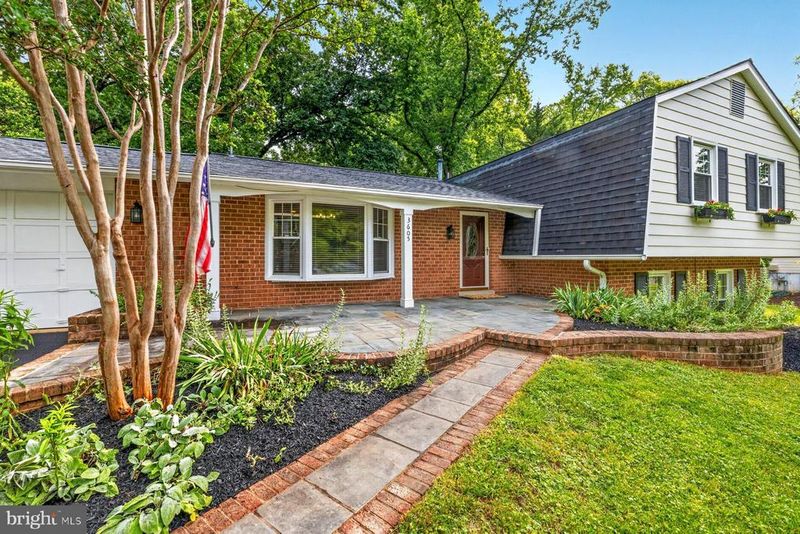 3605 John Carroll Dr, Olney, MD 20832