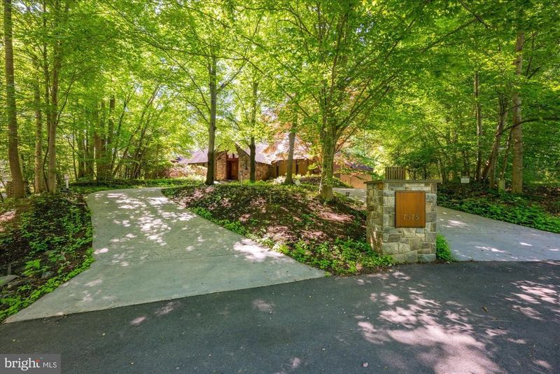 7575 Potomac Fall Rd, Mclean, VA 22102