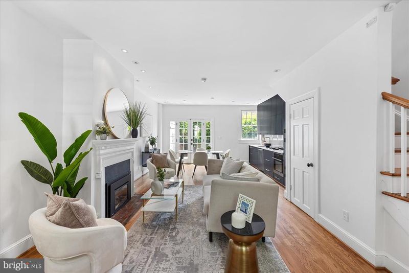 2516 East Pl NW, Washington, DC 20007