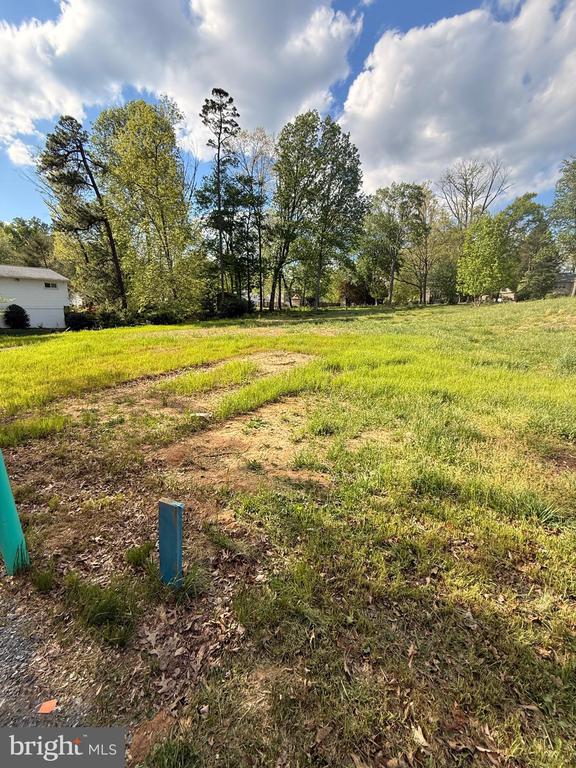 4919 Macon Rd, Rockville, MD 20852