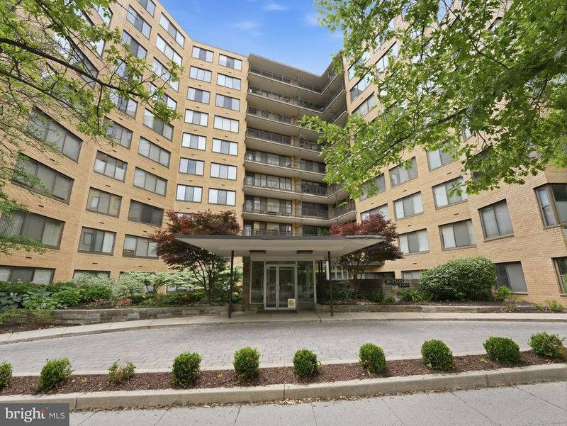 4740 Connecticut Ave NW #818, Washington, DC 20008