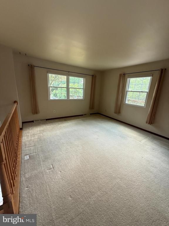 1354 Moyer Rd, Annapolis, MD 21403