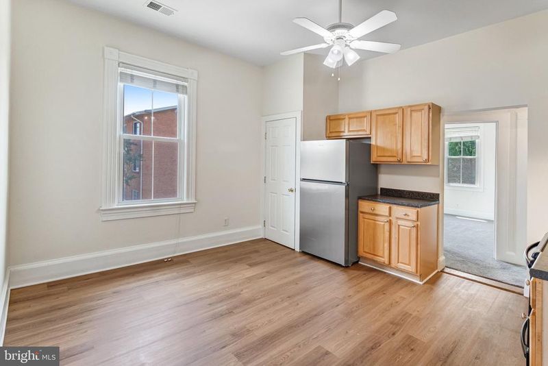8753 Signal Hill Rd #3, Manassas, VA 20110