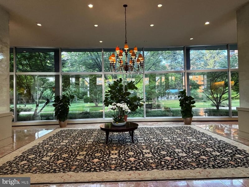 4201 Cathedral Ave NW #513W, Washington, DC 20016