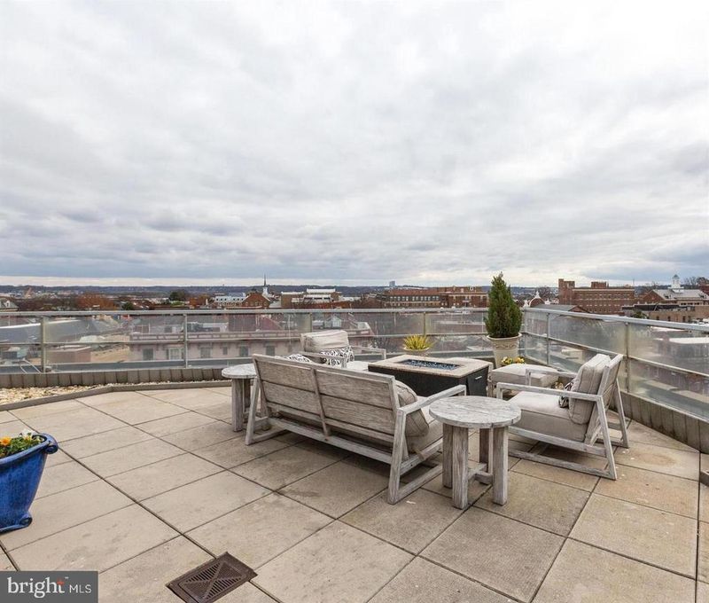 815 King St #4A, Alexandria, VA 22314