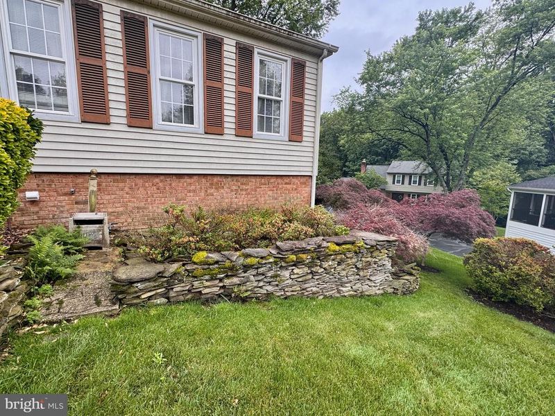 8016 Rockwood Ct, Springfield, VA 22153