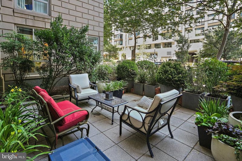 301 Massachusetts Ave NW #103, Washington, DC 20001
