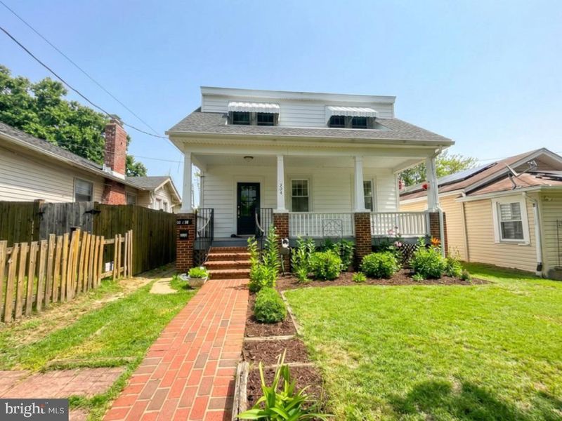 209 4th Ave #A, Quantico, VA 22134