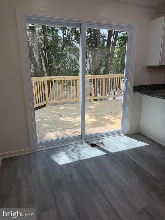14 Pennydog Ct, Silver Spring, MD 20902