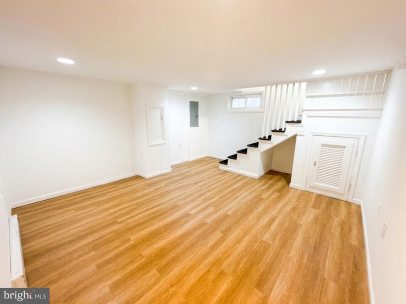 209 4th Ave #A, Quantico, VA 22134