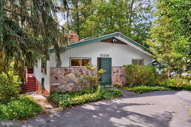 10206 Frederick Ave, Kensington, MD 20895