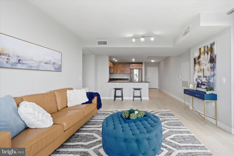 2451 Midtown Ave #1015, Alexandria, VA 22303