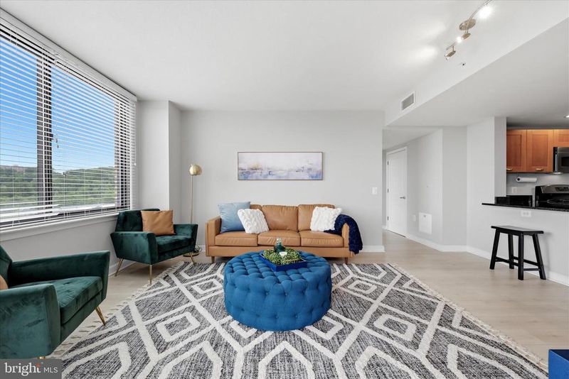 2451 Midtown Ave #1015, Alexandria, VA 22303