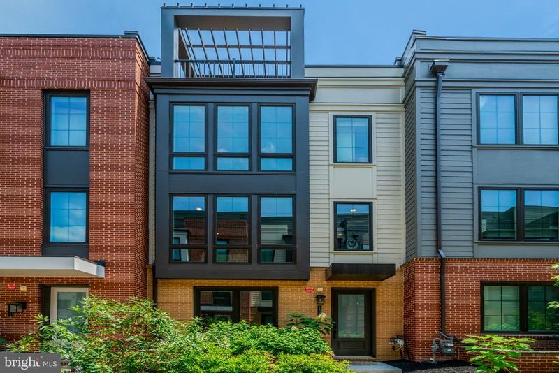 2609 Winchester Walk, Alexandria, VA 22301