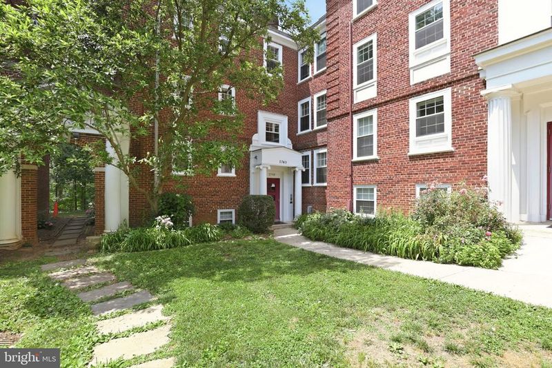 3740 39th St NW #F156, Washington, DC 20016