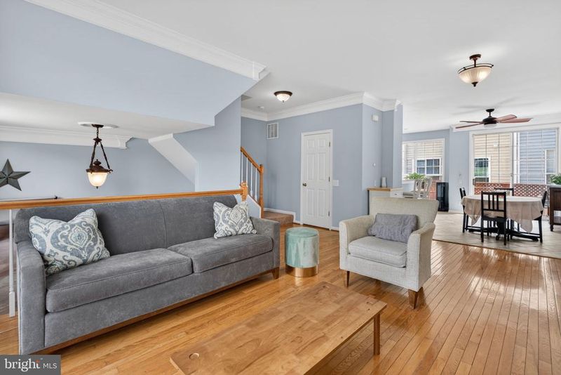 6006 Lincolnia Rd, Alexandria, VA 22312