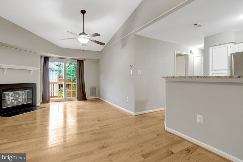 6906 Victoria Dr #K, Alexandria, VA 22310
