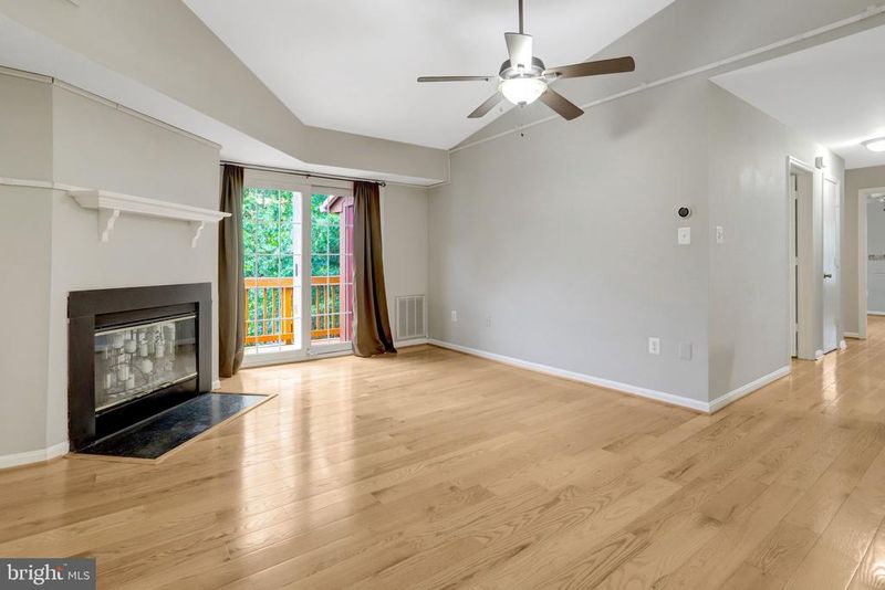 6906 Victoria Dr #K, Alexandria, VA 22310