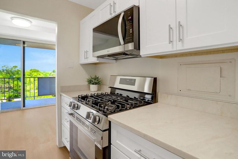 301 N Beauregard St #714, Alexandria, VA 22312