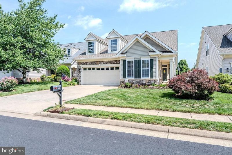 13728 Fieldstone Way, Gainesville, VA 20155