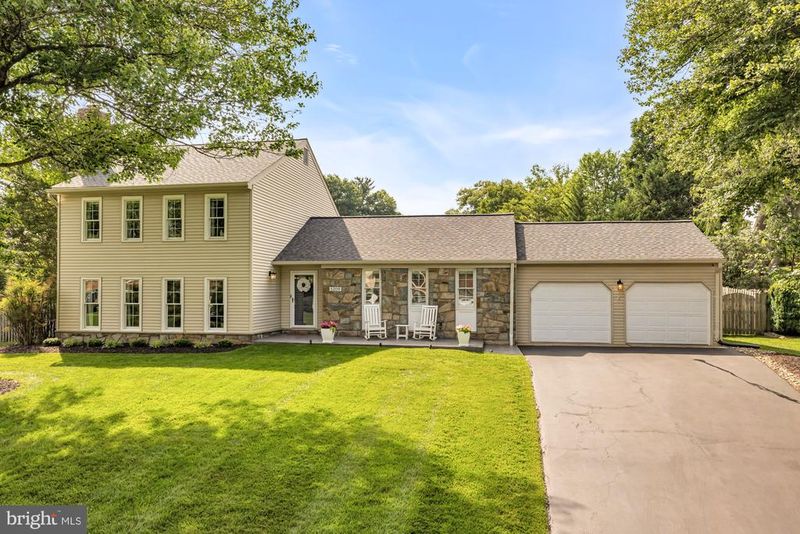 5209 Continental Dr, Rockville, MD 20853