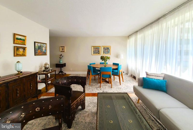 5500 Friendship Blvd #1116N, Chevy Chase, MD 20815